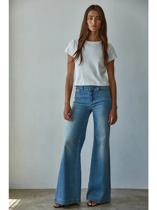 Off White Knit Cotton Round Neck Short Sleeve Crop Top