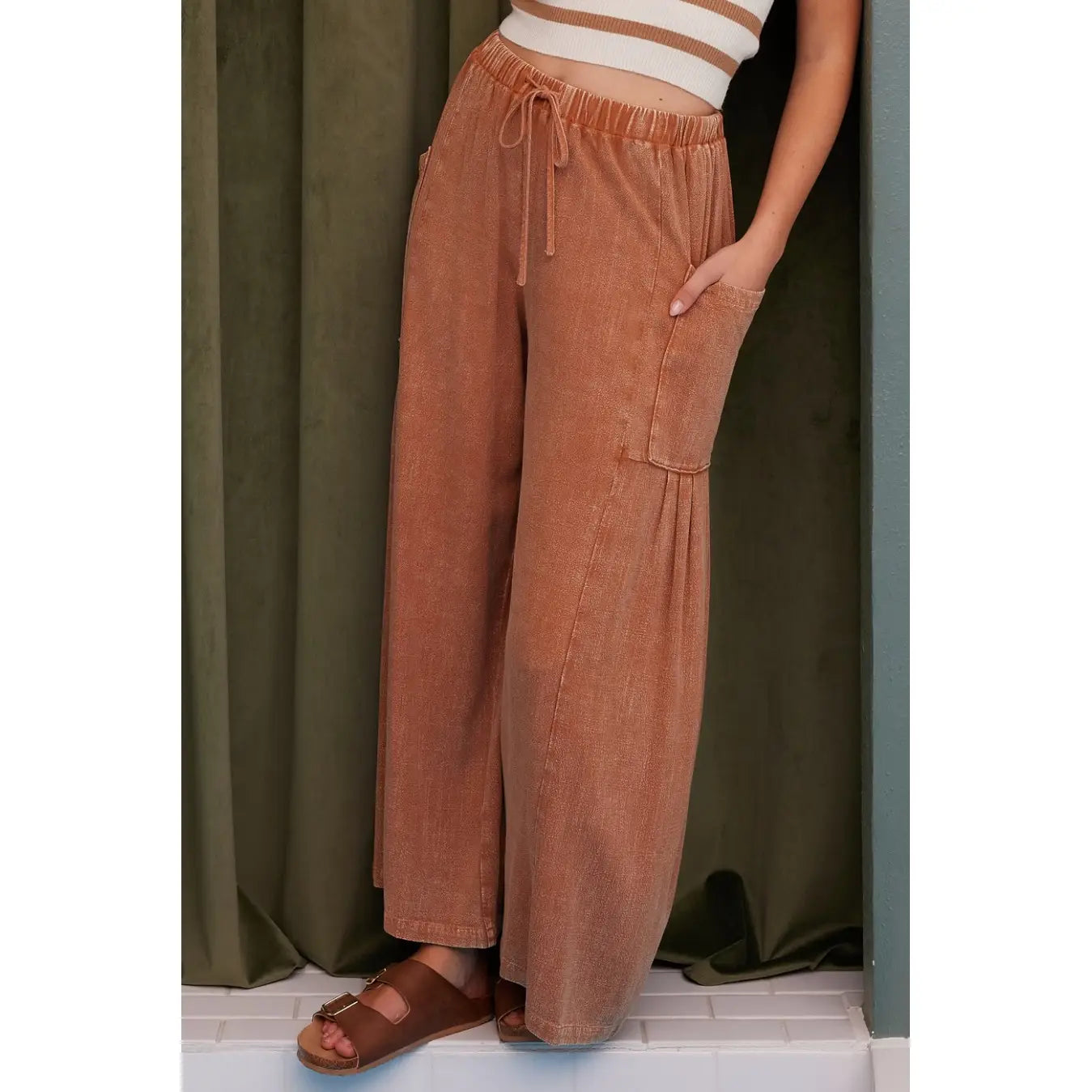 Mineral Wash Wide Leg Pants (Clay)