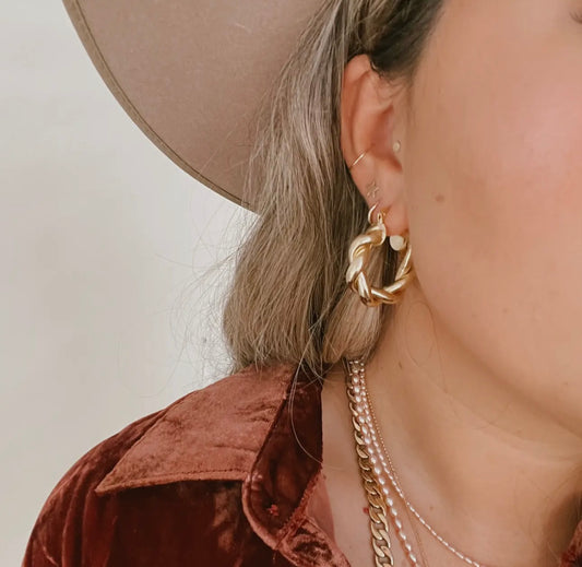 Everest Hoops (Gold Filled)