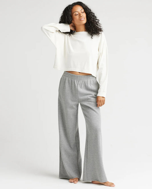 Women's Relaxed Crop Long Sleeve Tee (Bone)