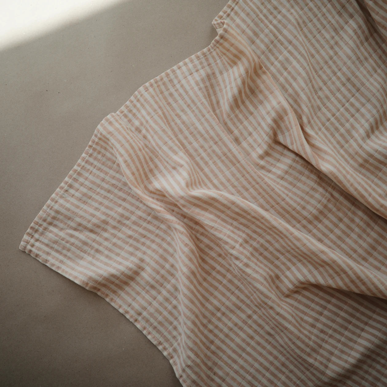 Organic Cotton Muslin Swaddle Blanket (Natural Stripe)