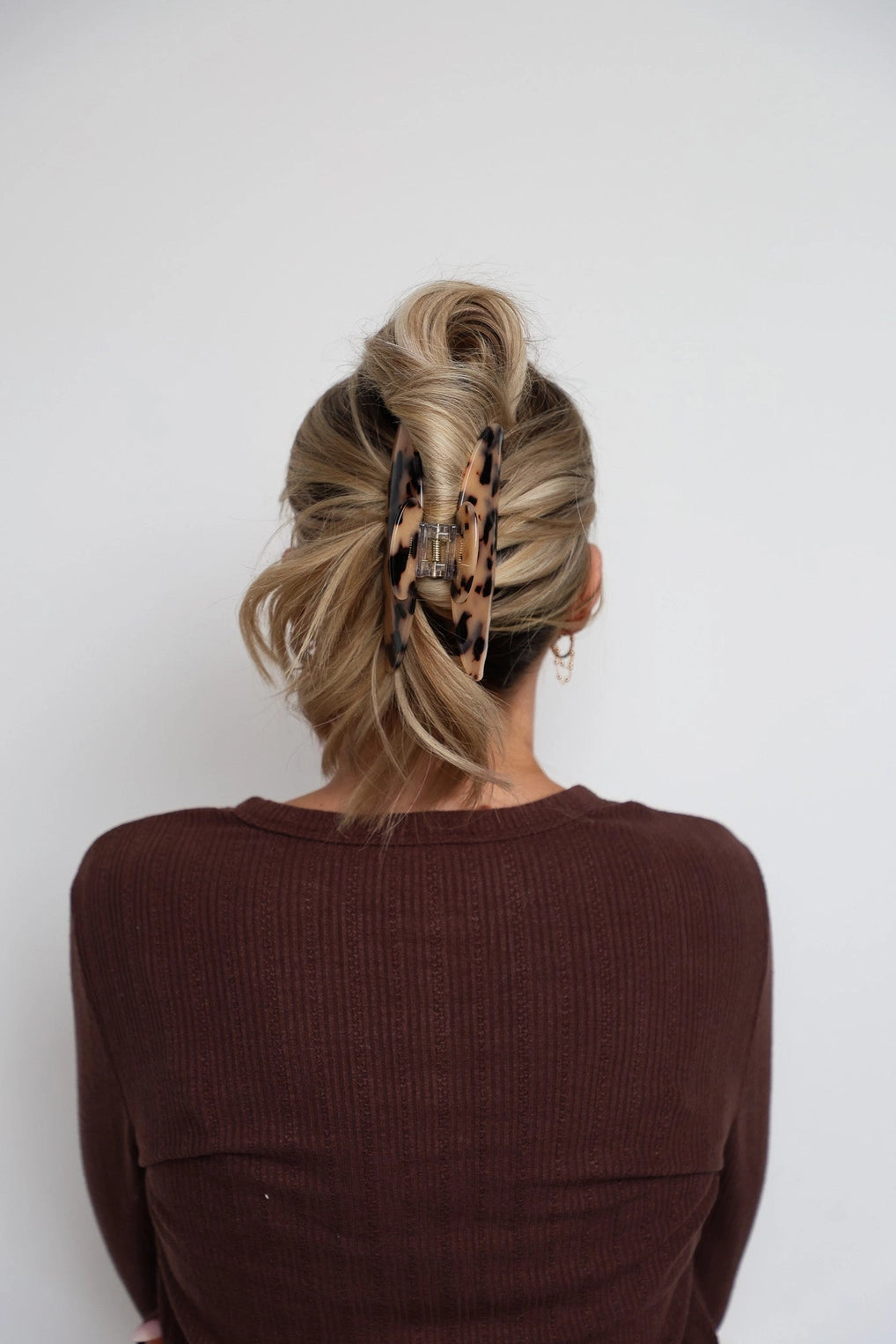 Oversized Acetate Claw (Tortoise)