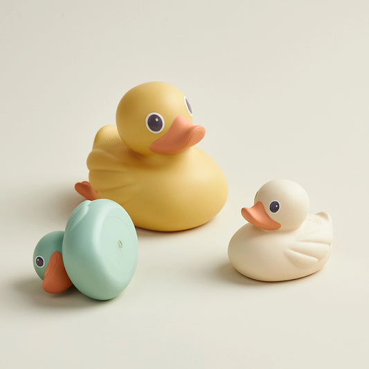 Duck Family - Bath + Water Table Toys
