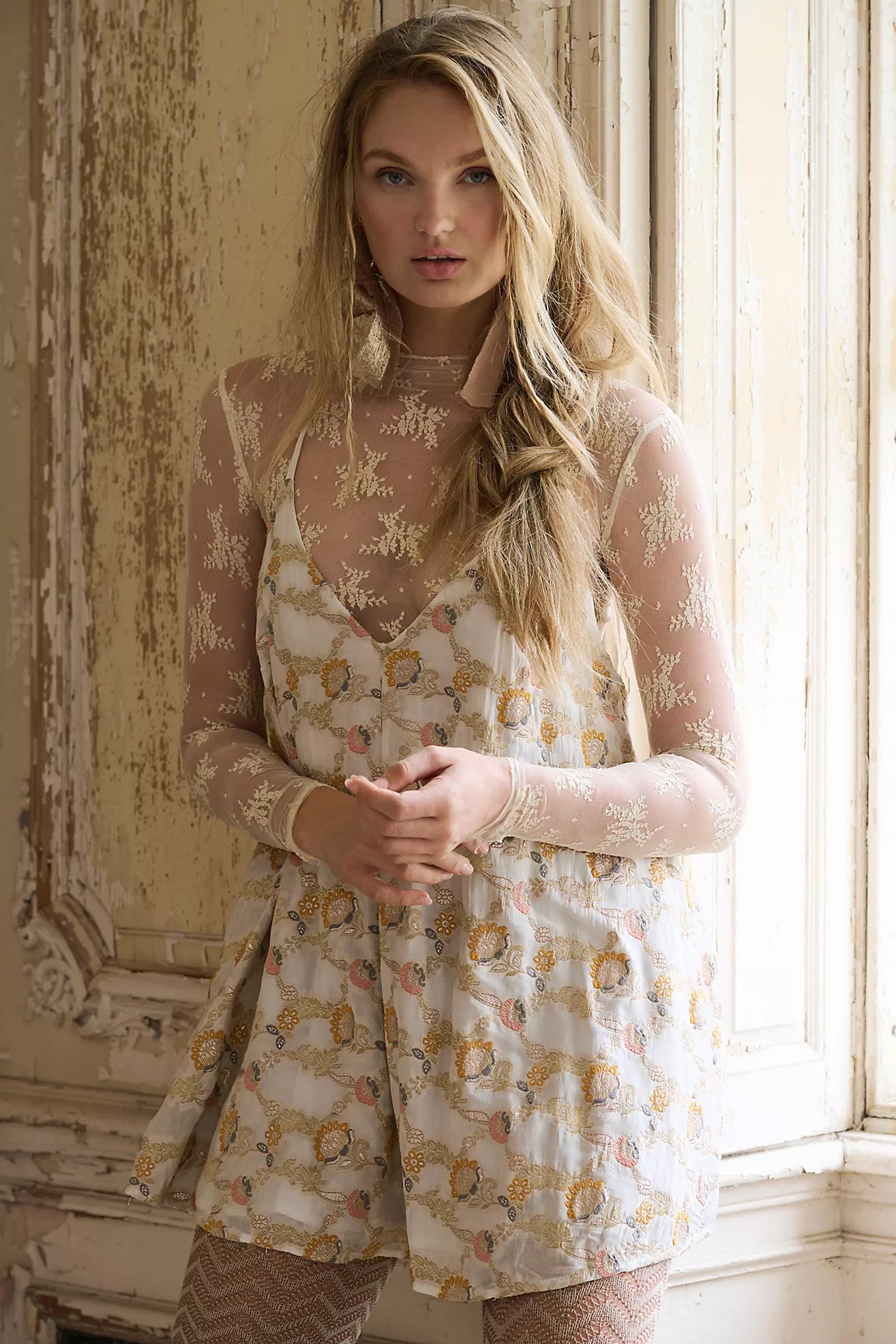 Lady Lux Layering Top (Evening Creme)