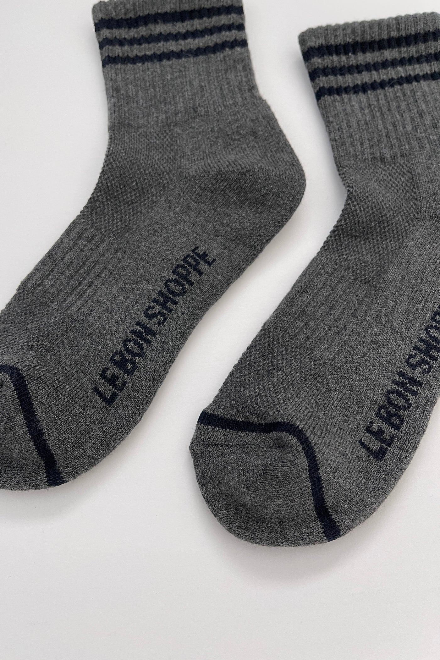 GIRLFRIEND SOCKS - SOOT