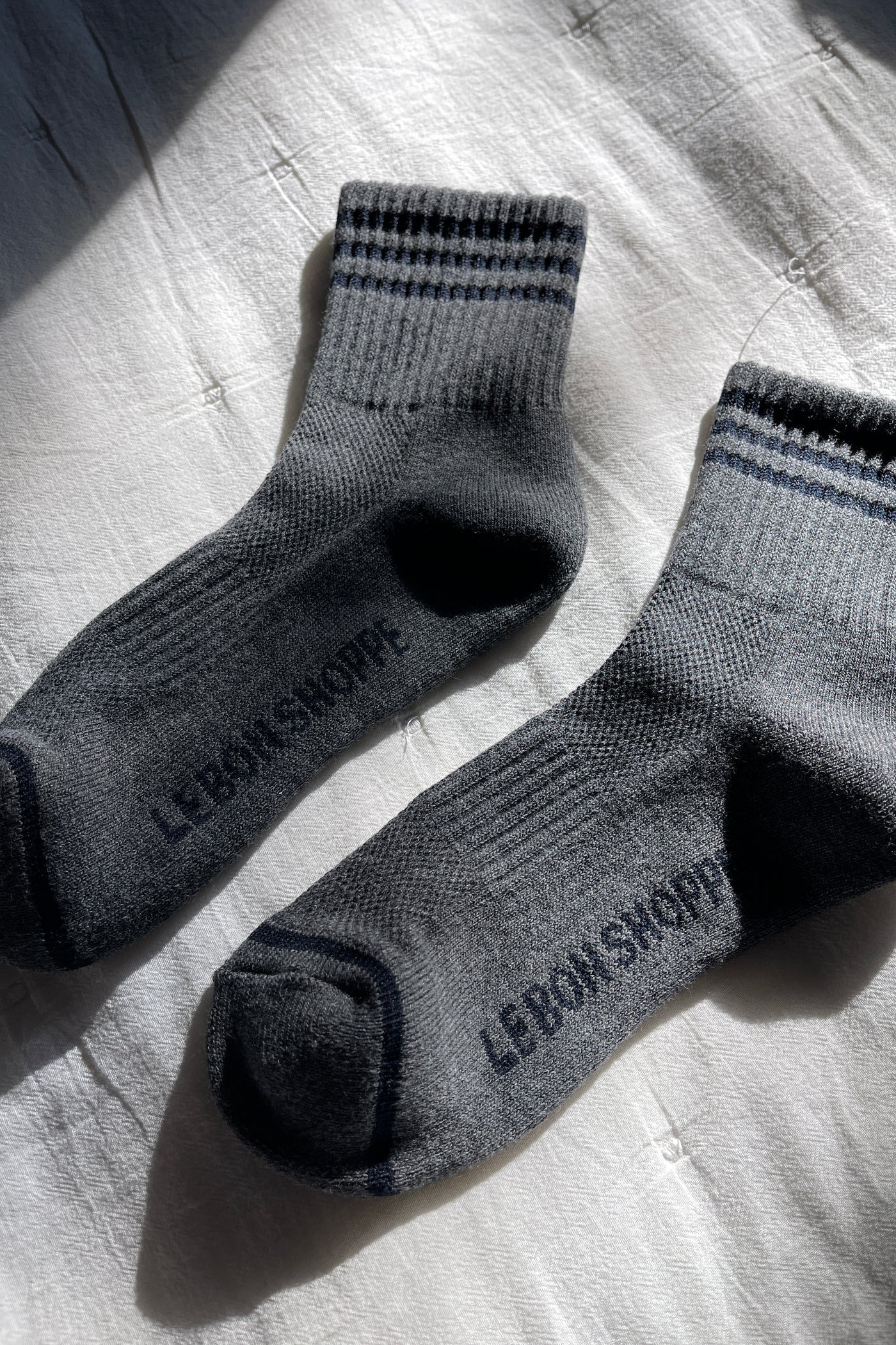 GIRLFRIEND SOCKS - SOOT