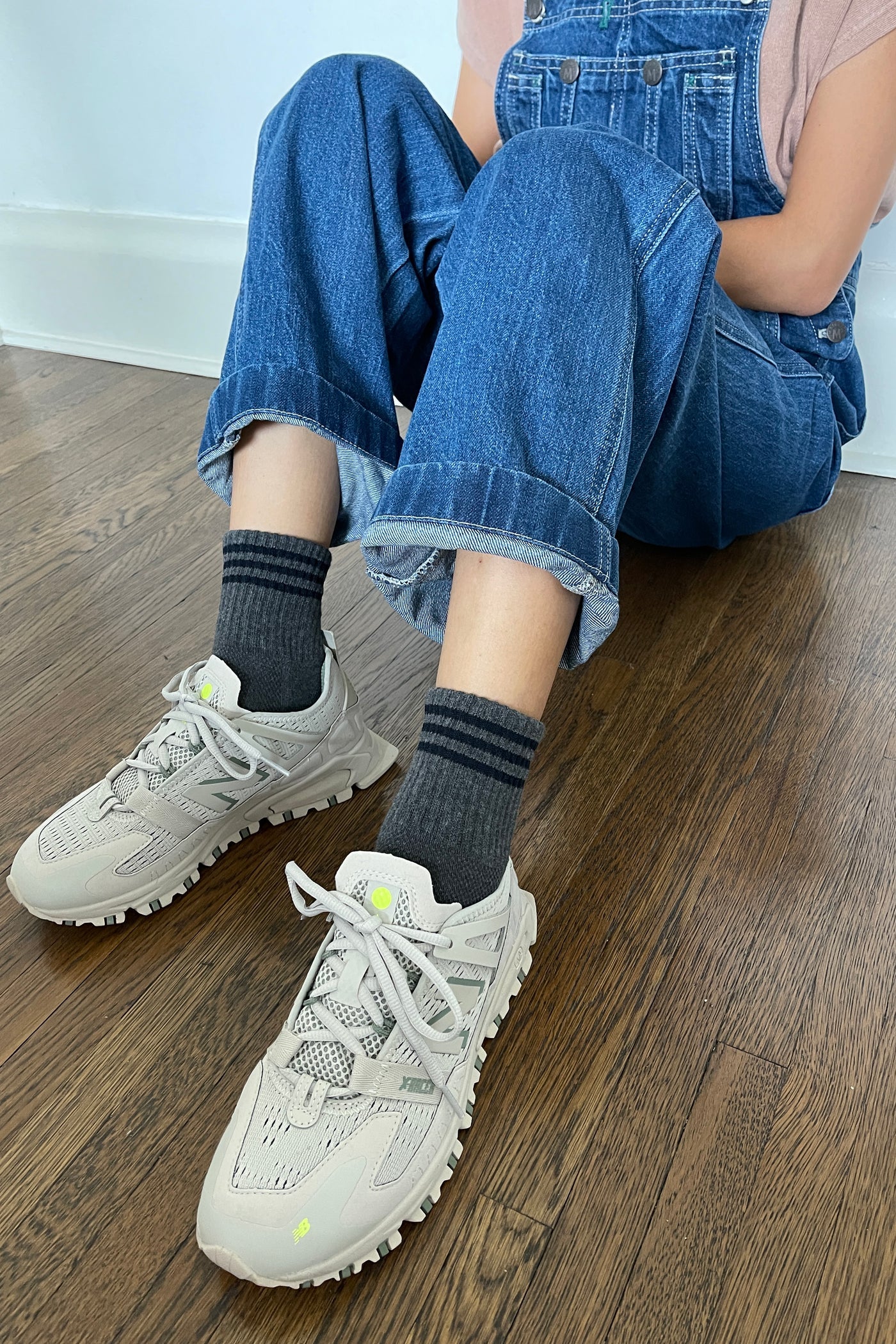 GIRLFRIEND SOCKS - SOOT