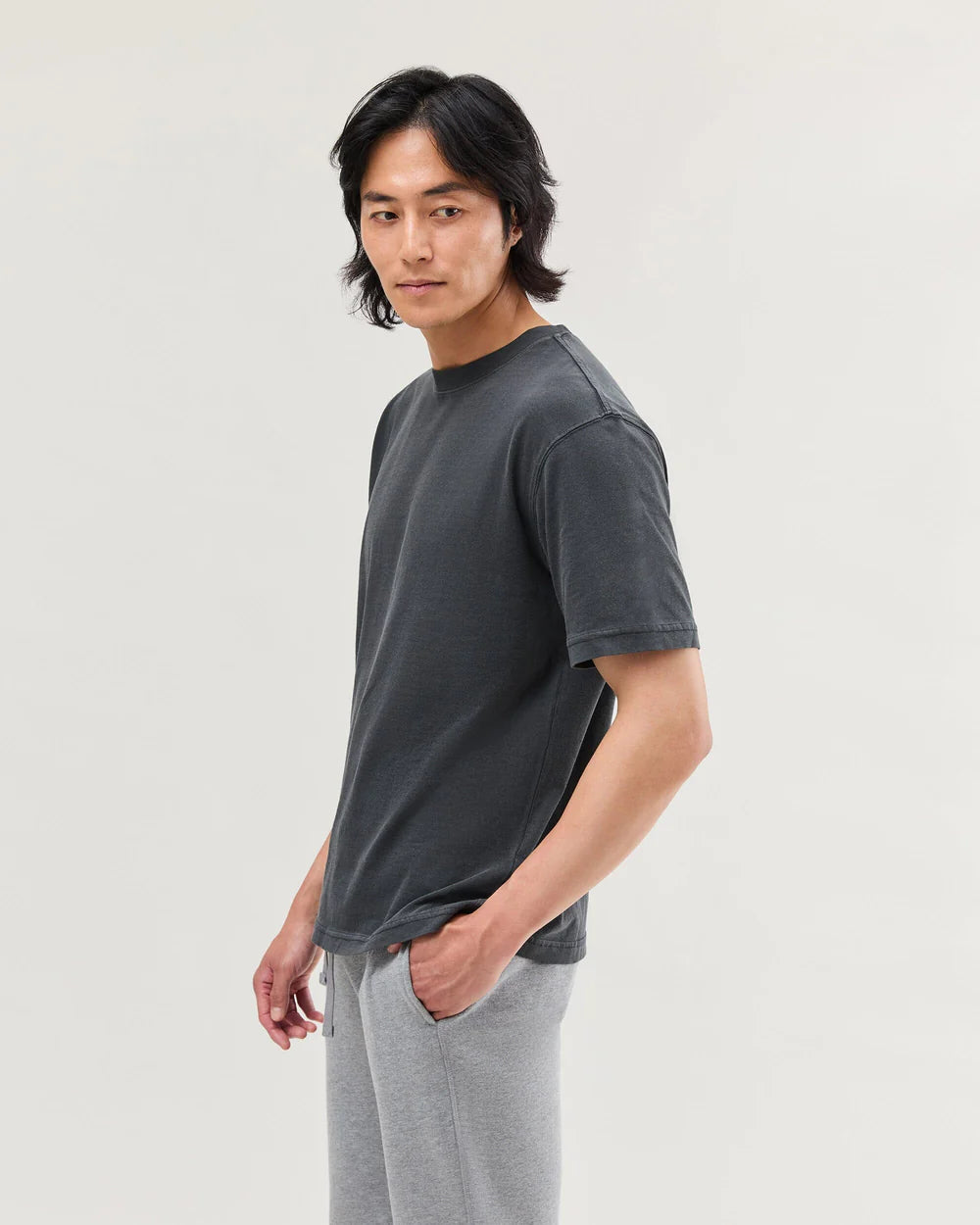 The Relaxed Short Sleeve Tee (Stretch Limo)