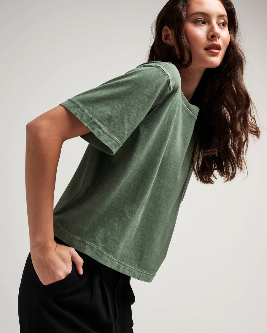 Women's Relaxed Crop Tee | Sage Leaf