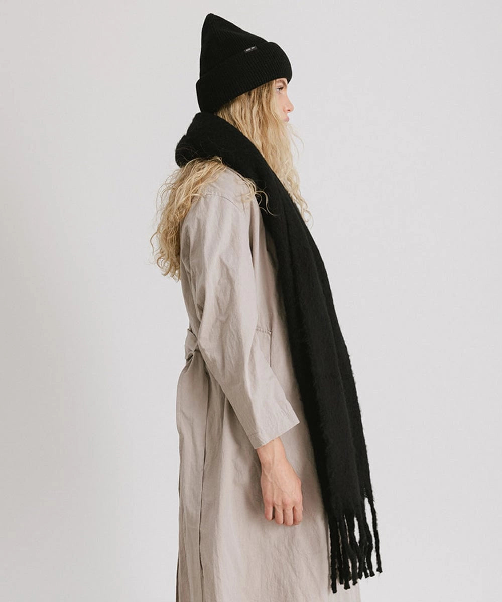 Mik Oversized Scarf (Black)