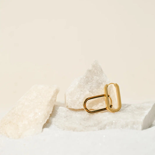 Alex Huggie Earring