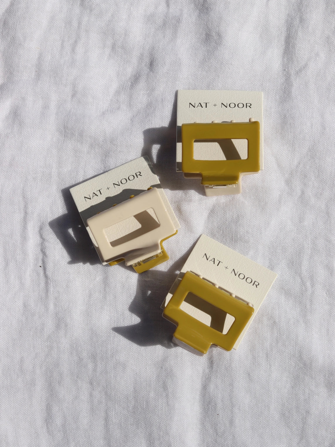 Two Toned Hair Claw (Assorted Colors)