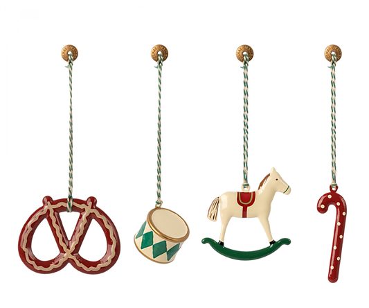 Metal ornament set - Peter`s Christmas