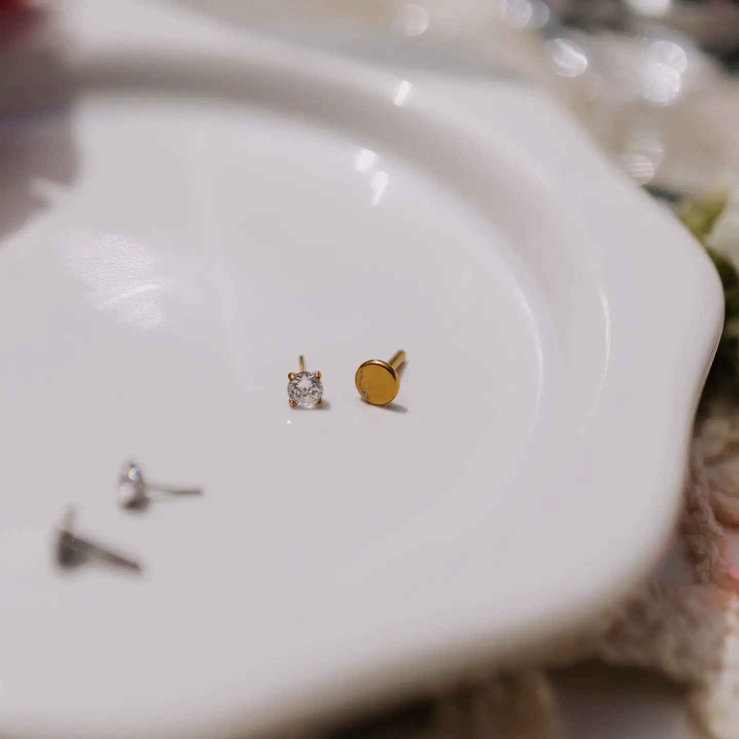 Diamond Flat Back Studs (Gold)