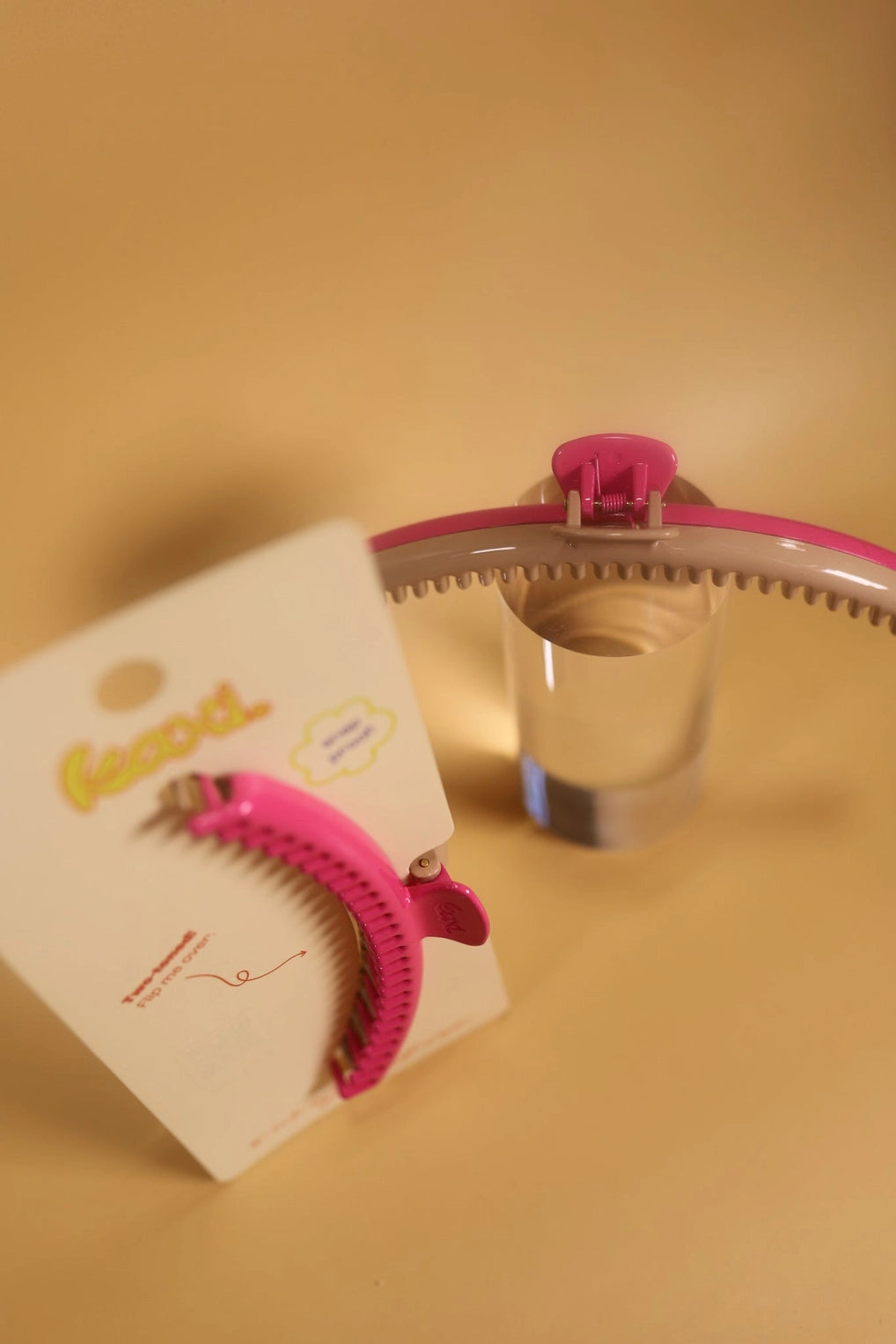 TWO-TONED SHINY ORIGINAL HOLD EVERYTHING CLAW