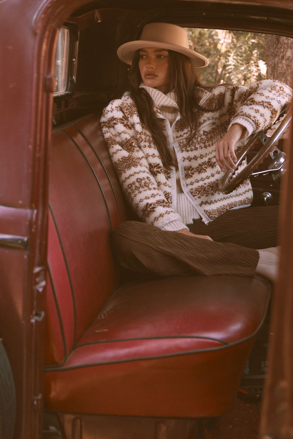 Alpine-Print Sherpa Fleece Pocket Jacket