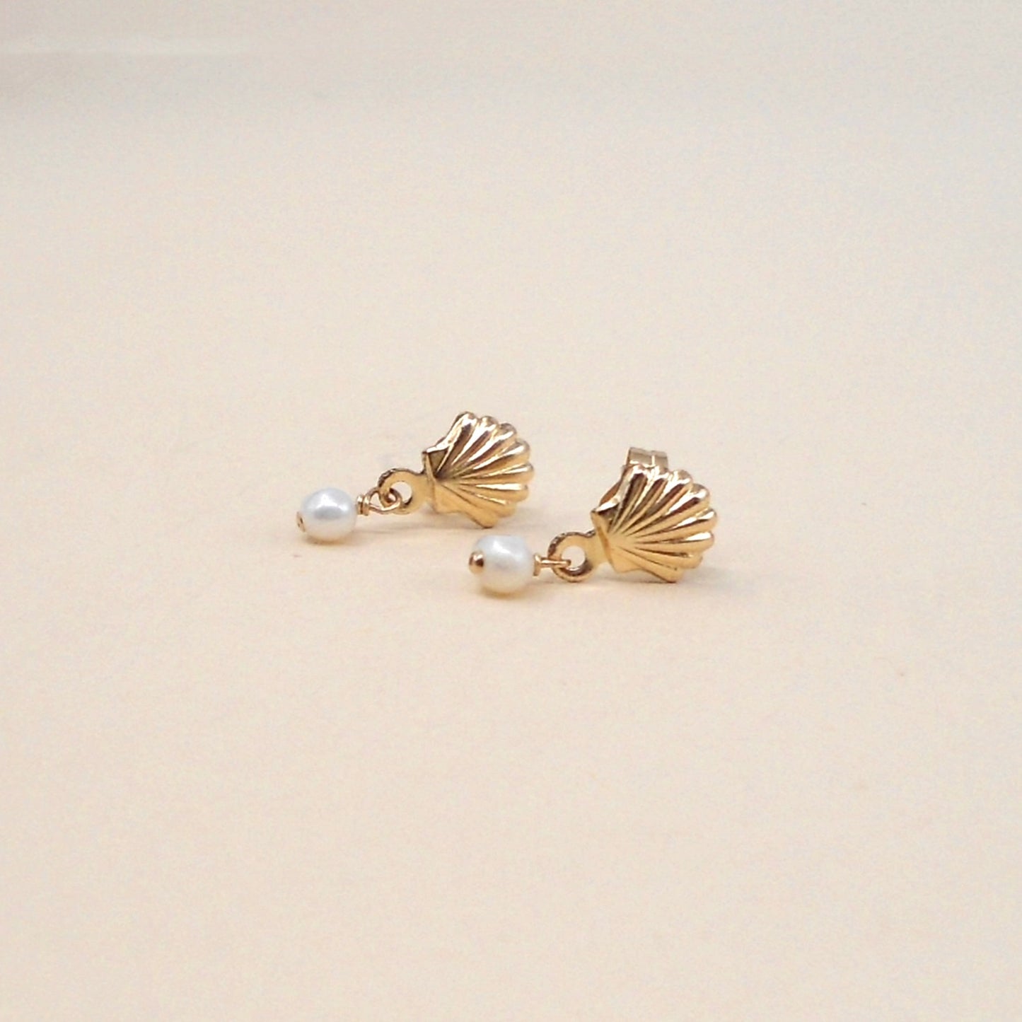 Shell Earrings (Gold Filled)