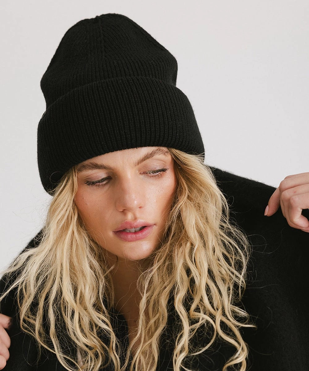 Lou Knit Beanie (Black)