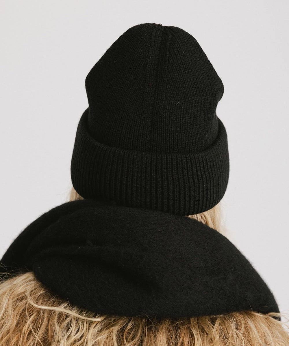 Lou Knit Beanie (Black)