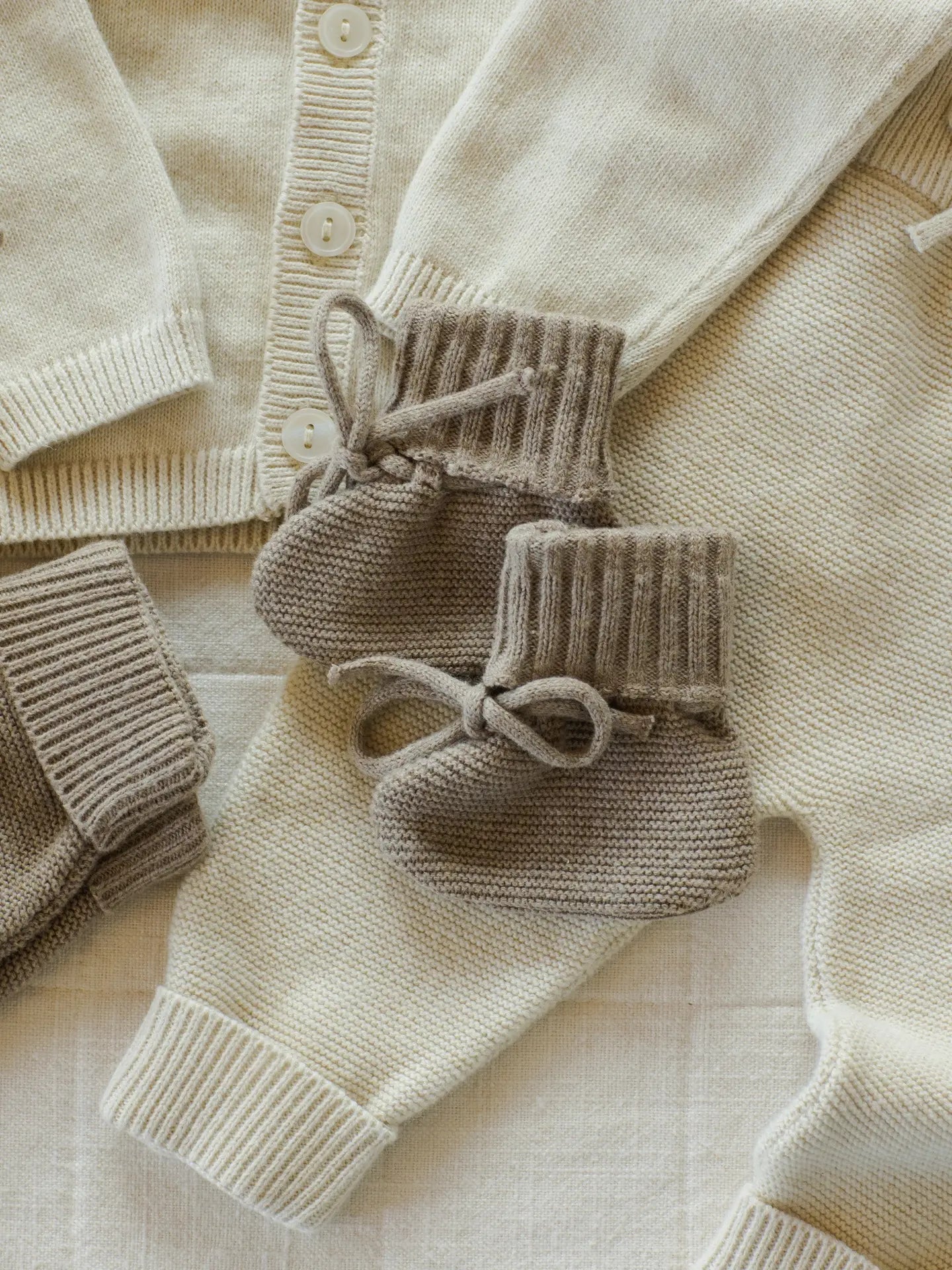 Knit Booties || Heathered Mocha