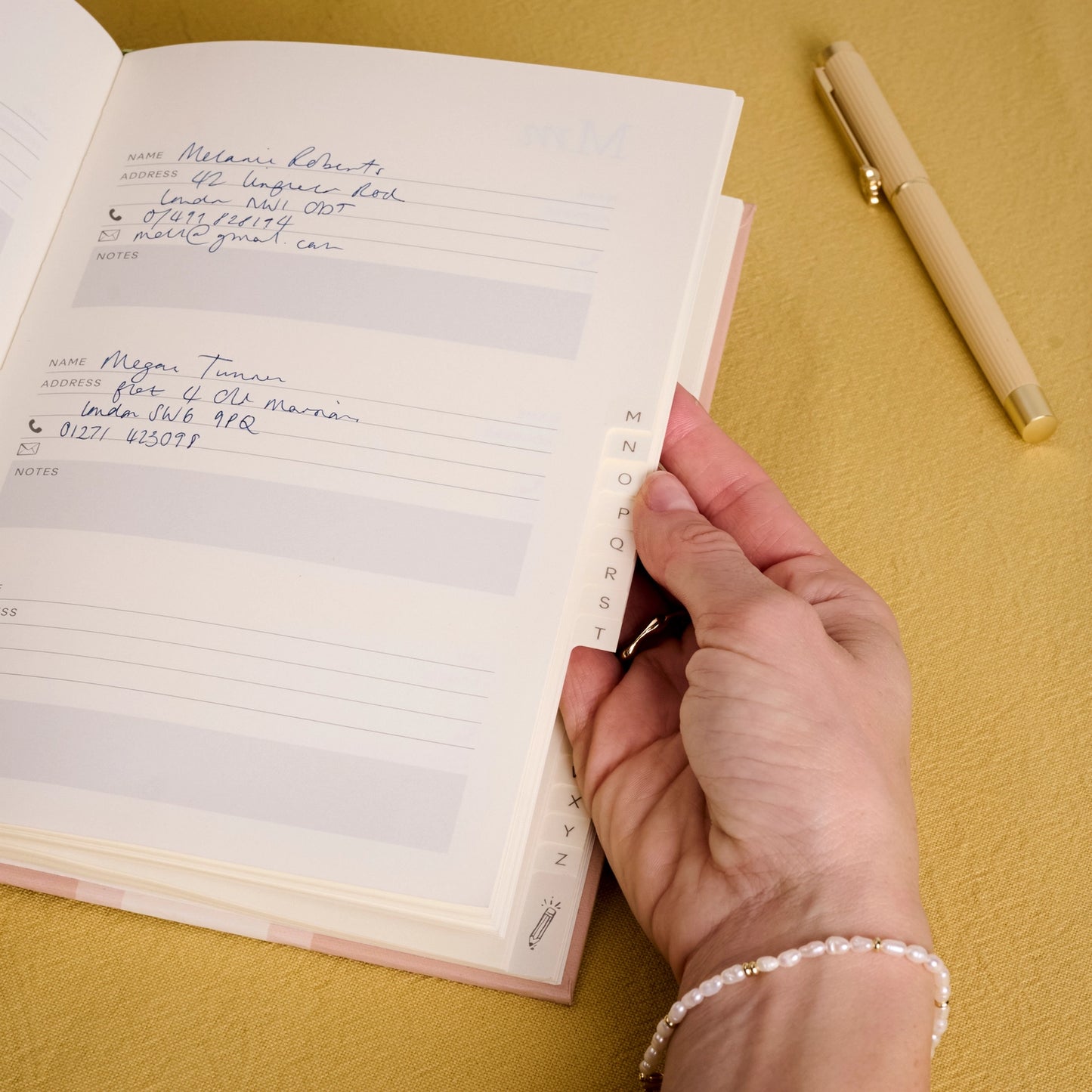 Address Book, A5 Hardcover - Floral Patchwork