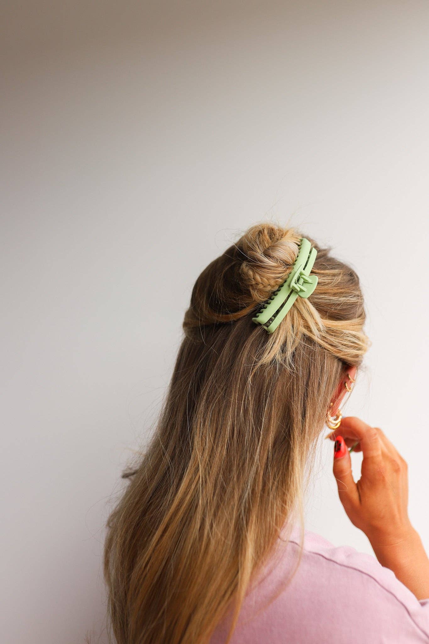 MATTE MIDI HOLD EVERYTHING CLAW - MULTIPLE COLORS