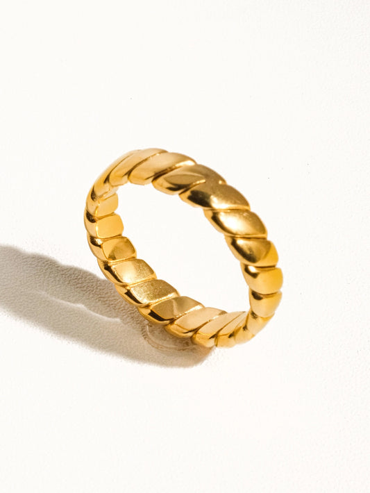 Pierre 18K Gold Non-Tarnish Braided Stack Ring