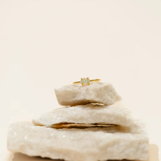 Solstic Opal Ring