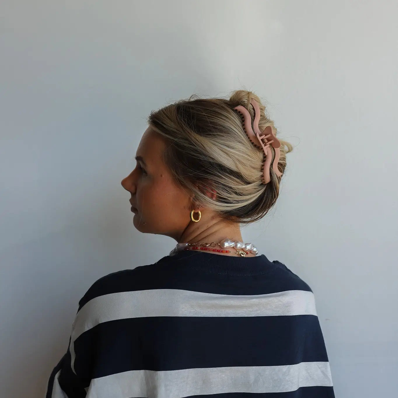 KAXI Wavy Original Hold Everything Claw (Multiple Colors)