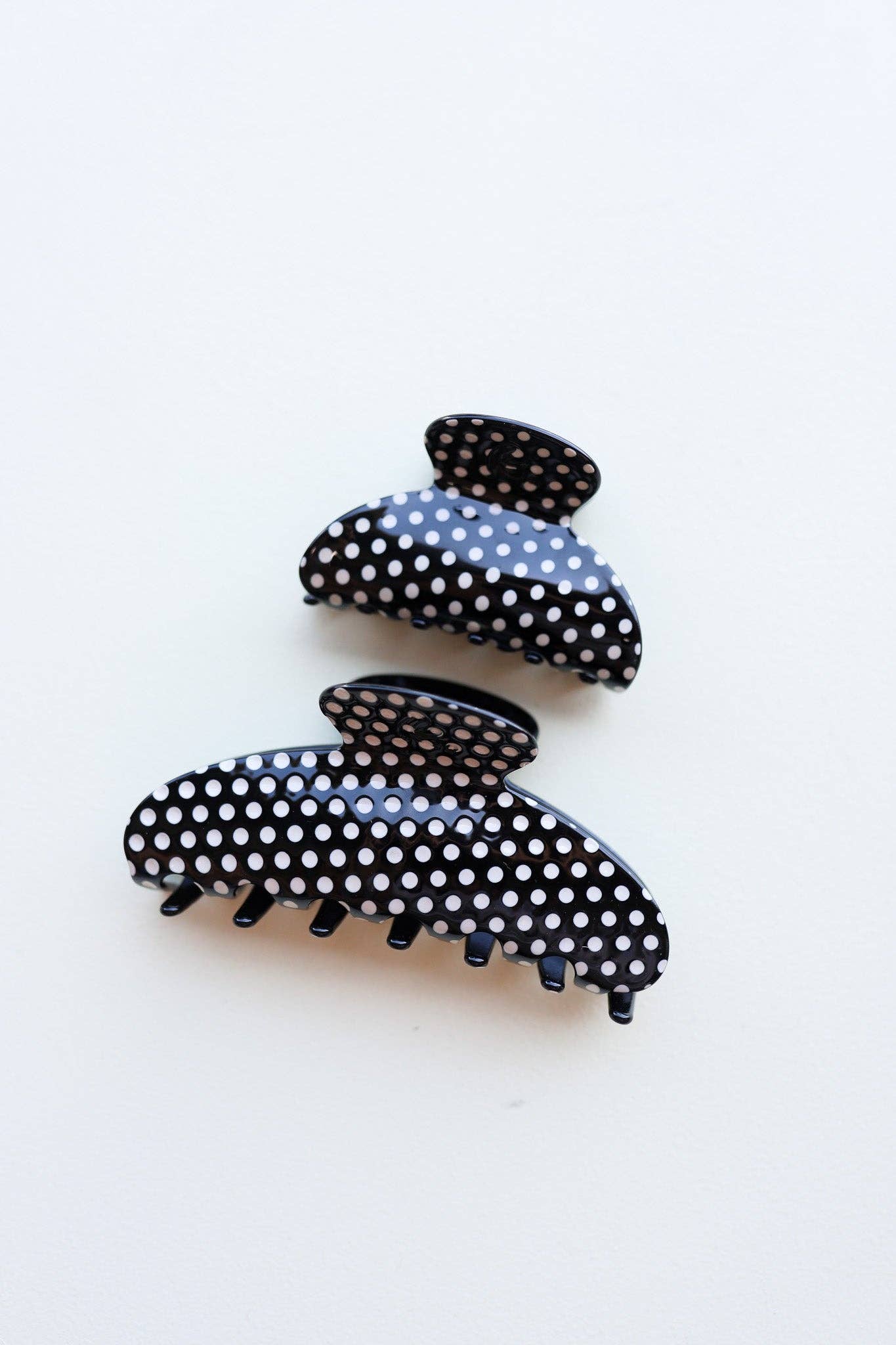 BLACK & WHITE POLKA DOT CLAW - MIDI
