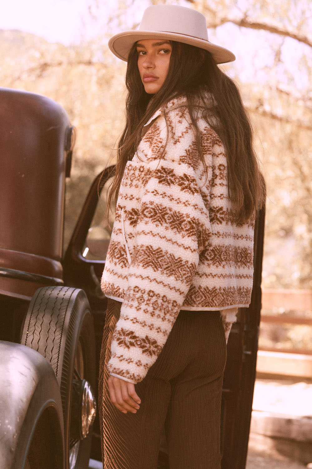 Alpine-Print Sherpa Fleece Pocket Jacket