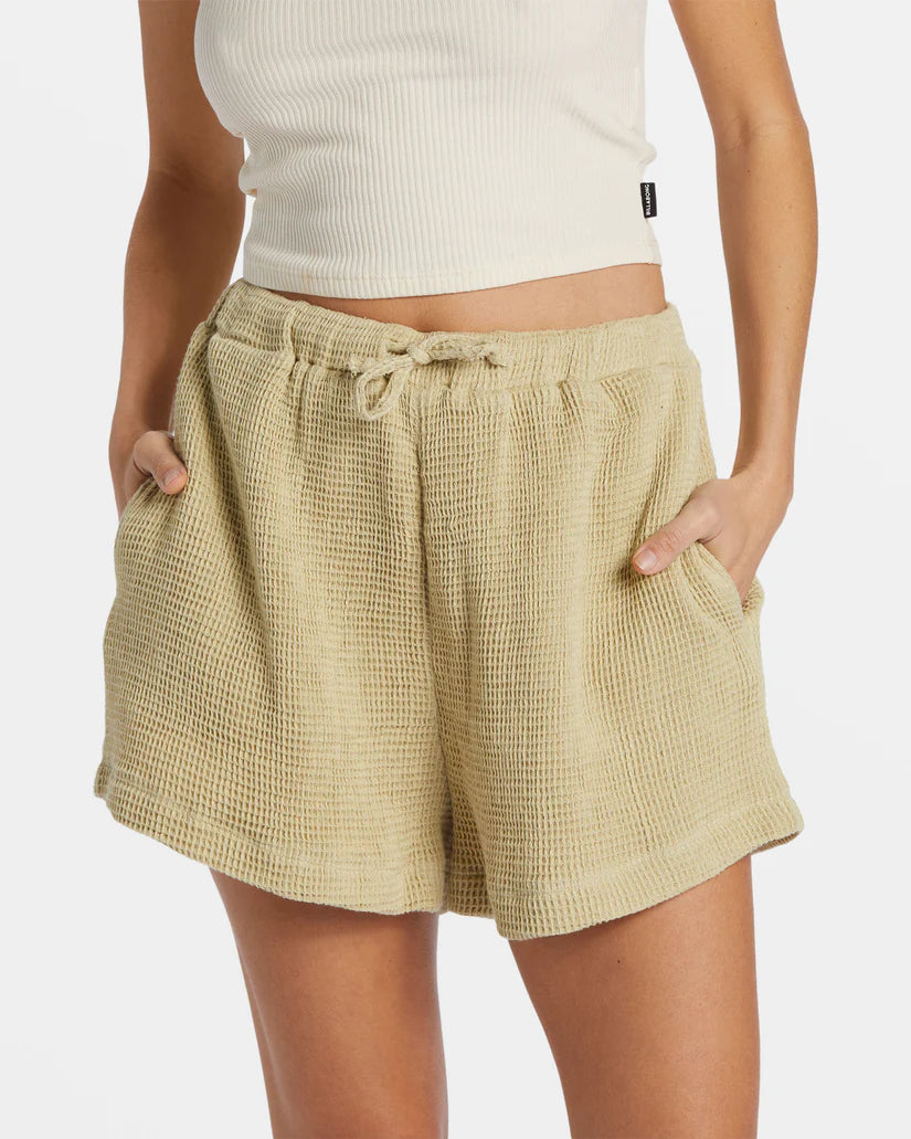 Odyssey Elastic Waist Shorts | Wasabi