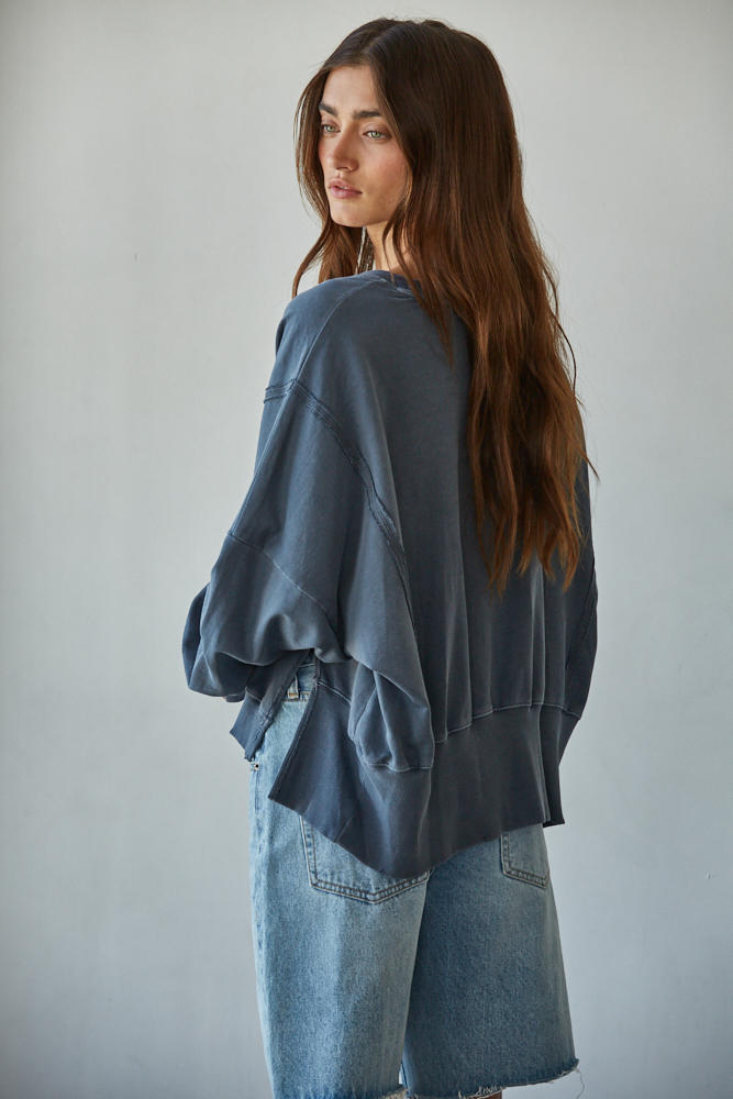 Everyday Hi-Lo Slit Pullover (Charcoal)