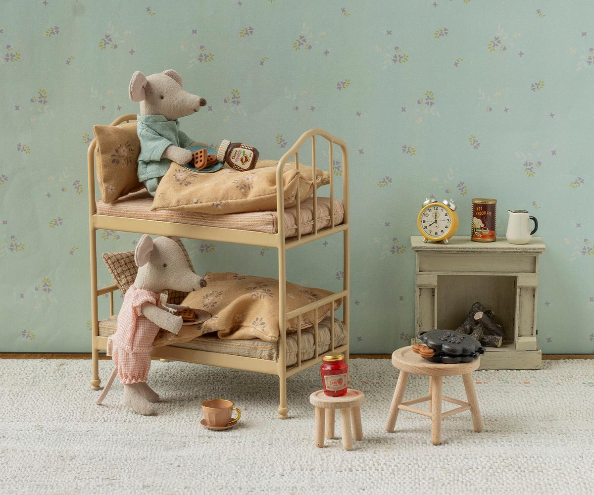 Mouse Bunk Bed - Wheat