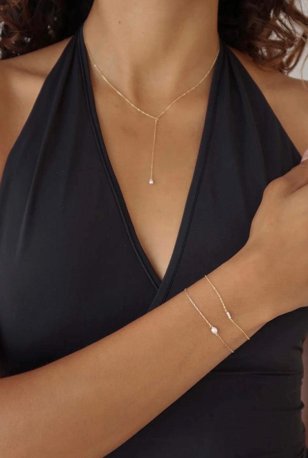 Dainty Pearl Lariat