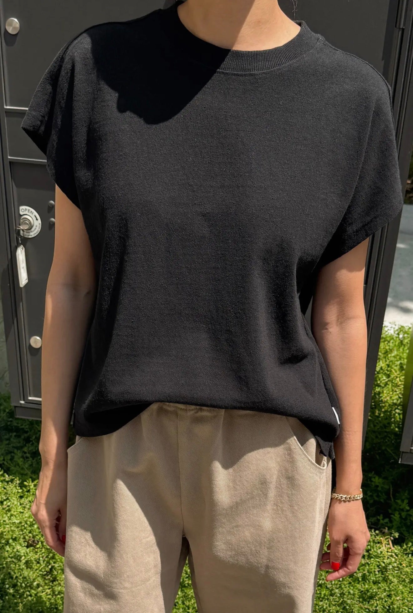 Black Cotton Jeanne Tee