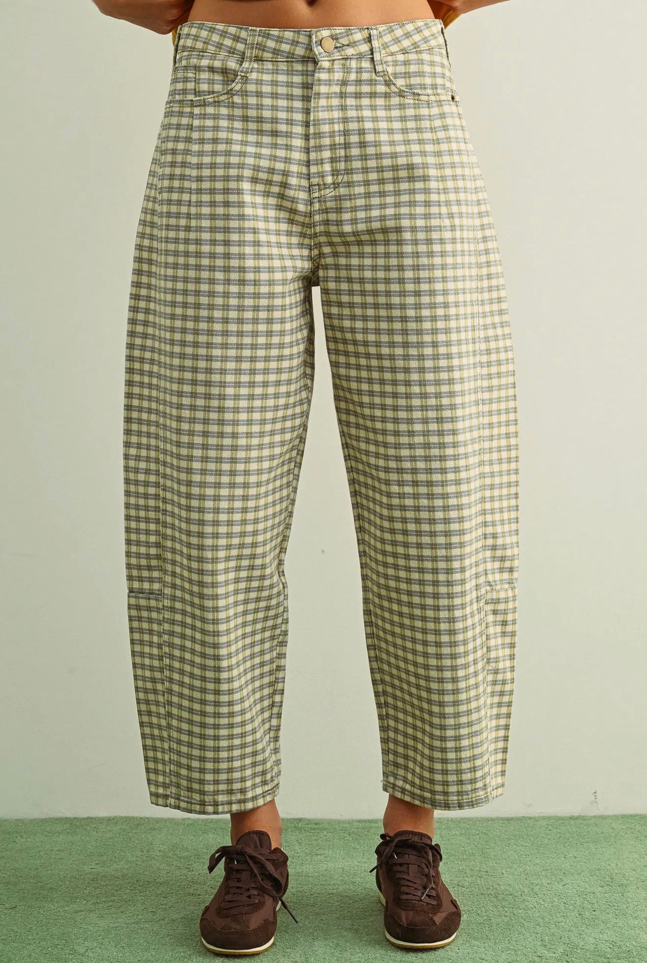 Gingham Relaxed Barrel Pants (Olive/Mist)