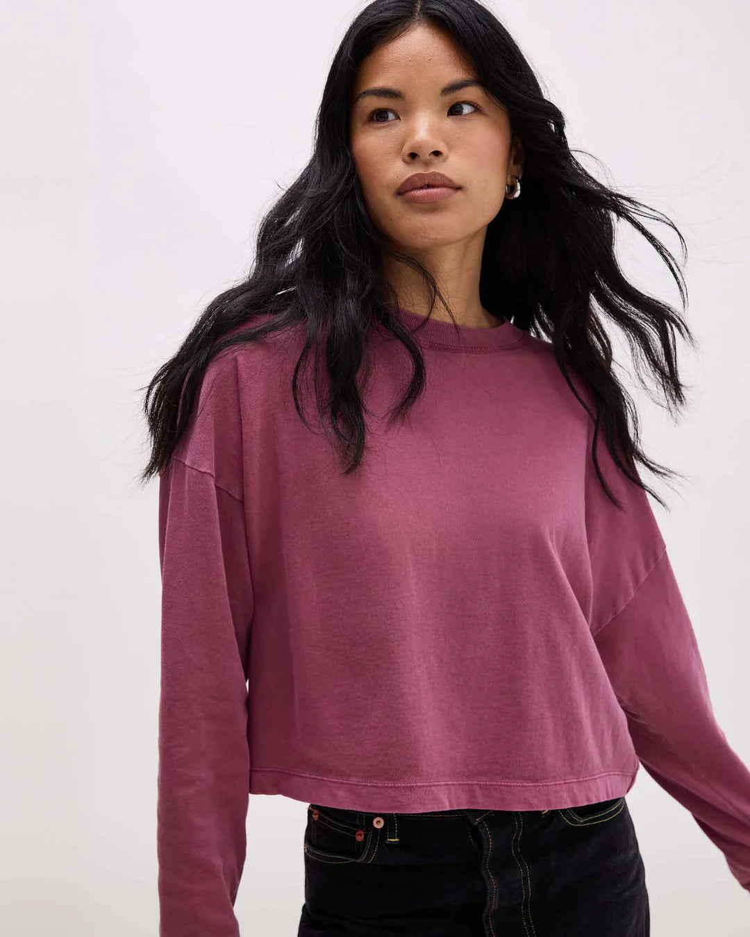 Women's Relaxed Crop Long Sleeve Tee (Burgundy)