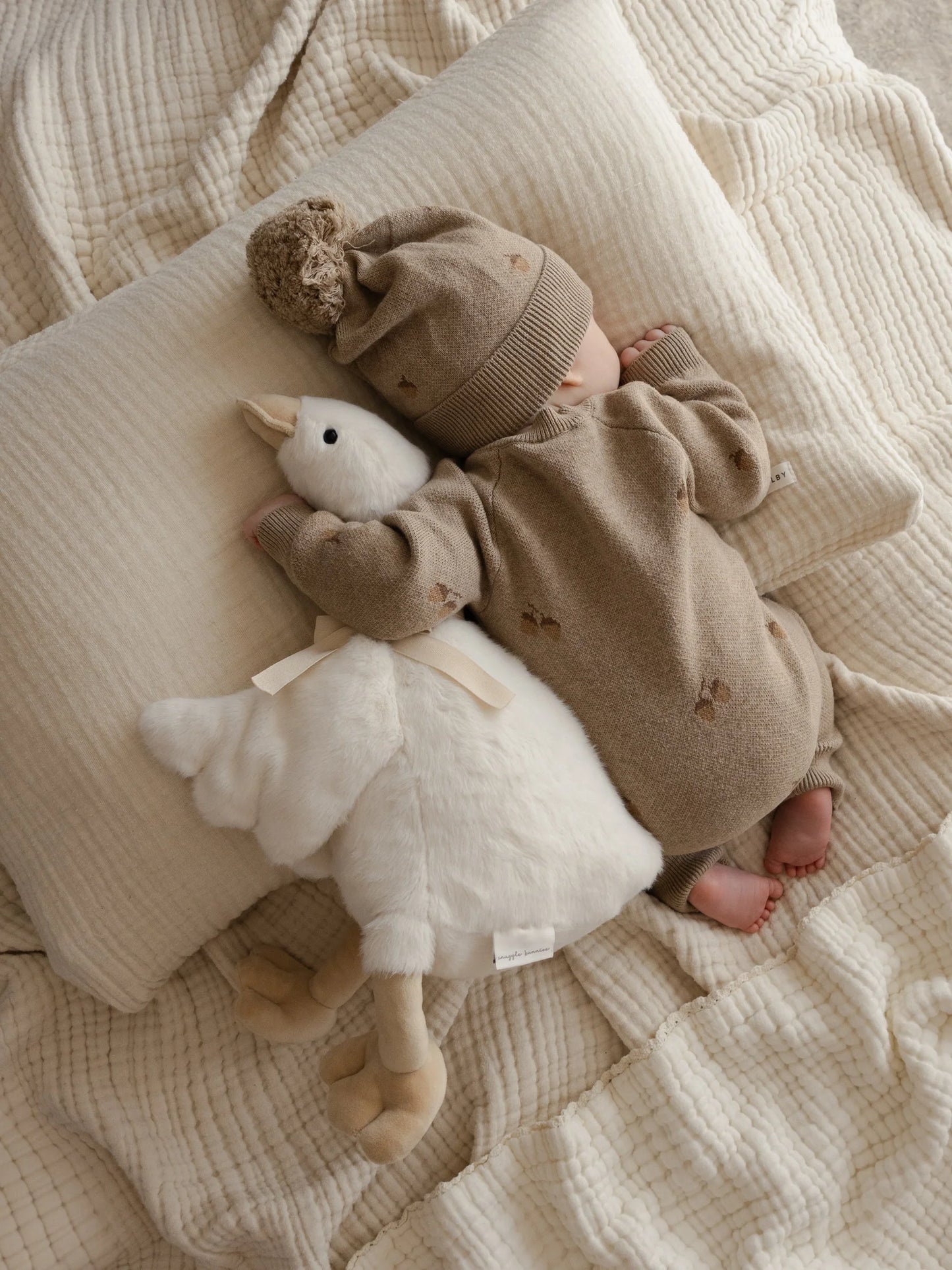 Snuggle Bunnies - Rose The Mummy Duck - Rose The Duck