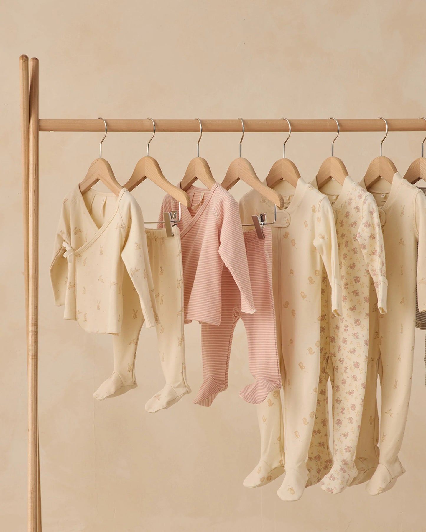 Zip Long SLeeve Sleeper Footie (Chicks)
