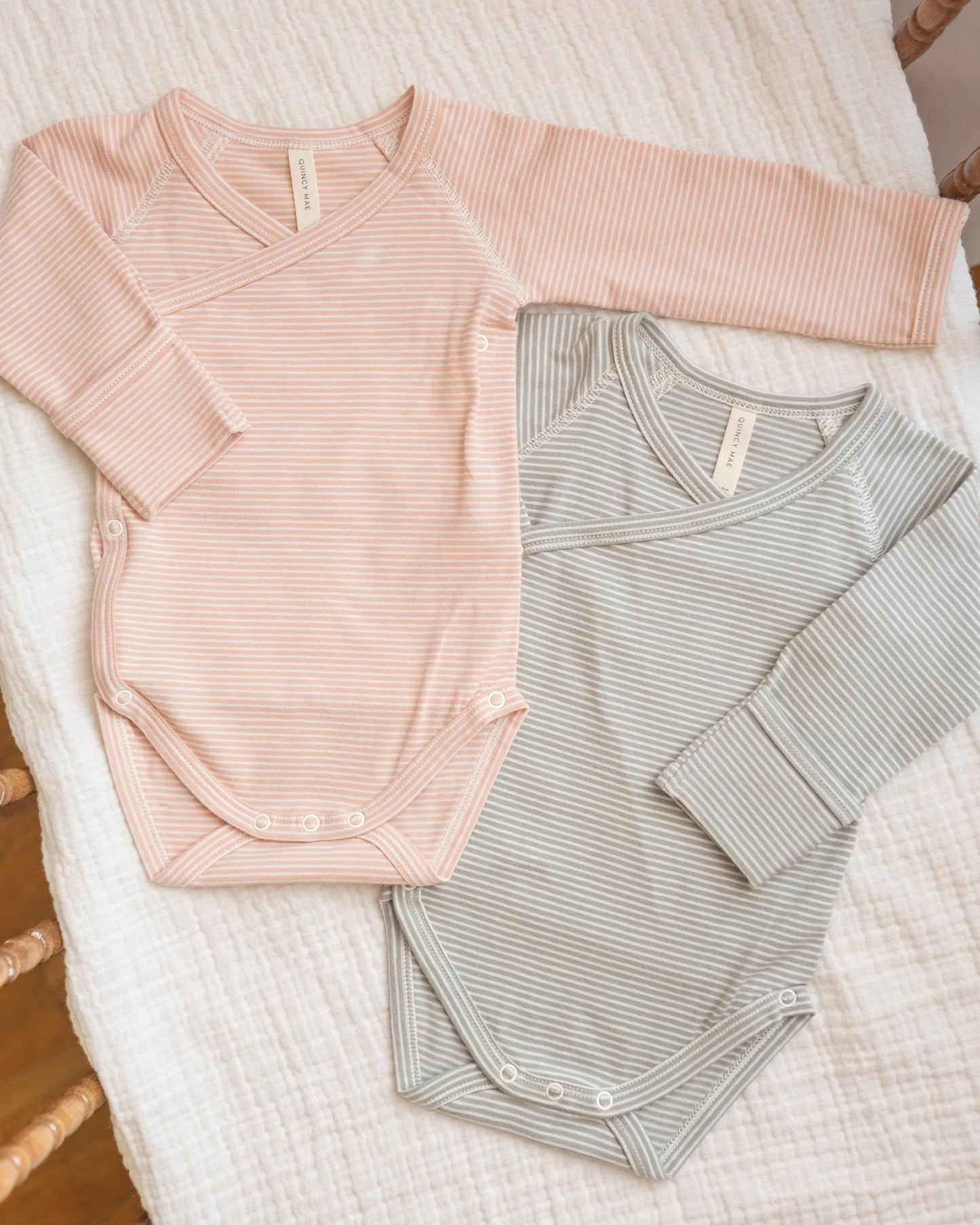 Side Snap Bodysuit (Sage Micro)