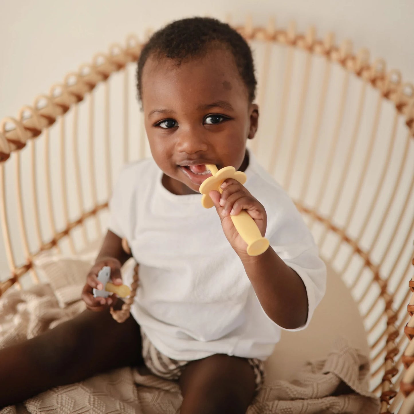 Flower Training Toothbrush | Daffodil