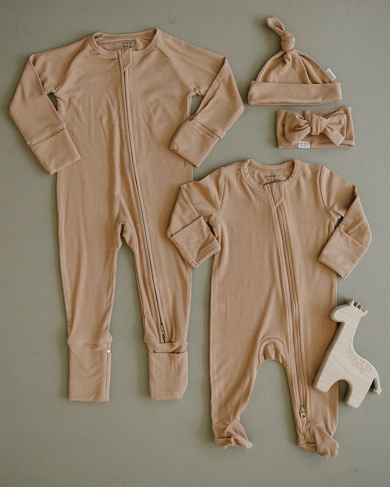 Latte Ribbed Bamboo Zipper