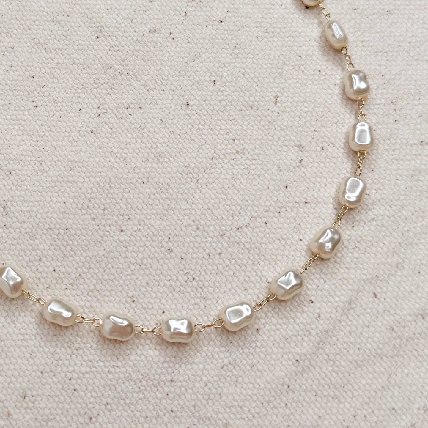 Lola Pearl Necklace