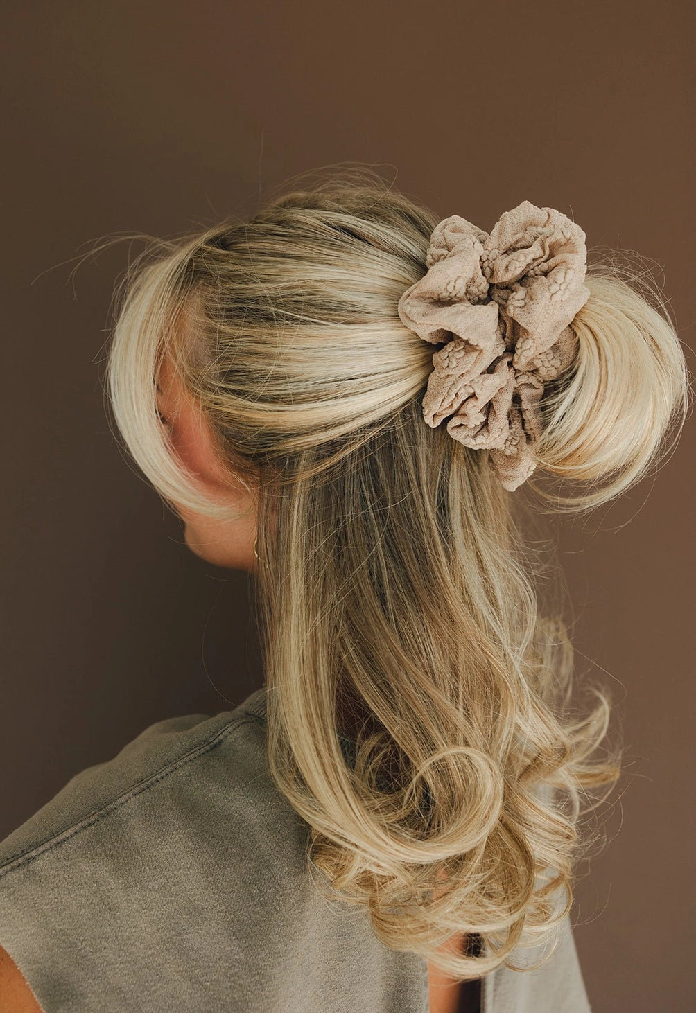 Textured Jumbo Scrunchie