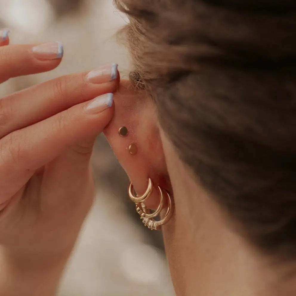 Bow Flat Back Studs (Gold)
