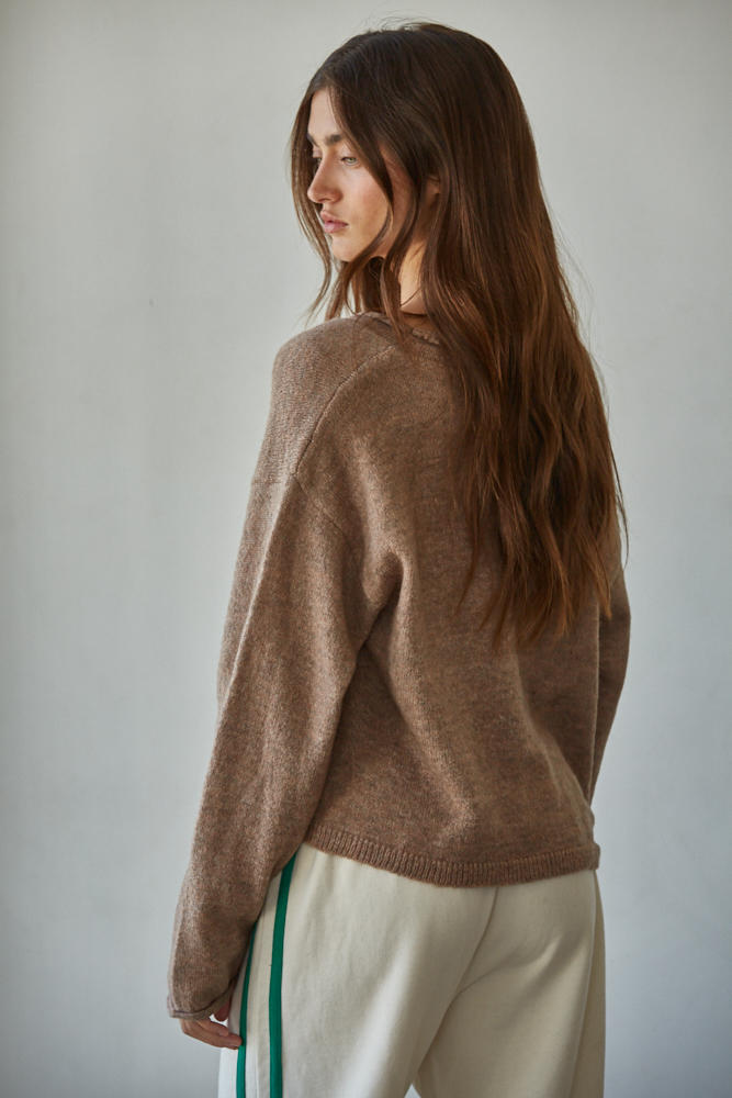 Knit Sweater Rolled V-Neck Long Sleeve Cardigan Top (Mocha)