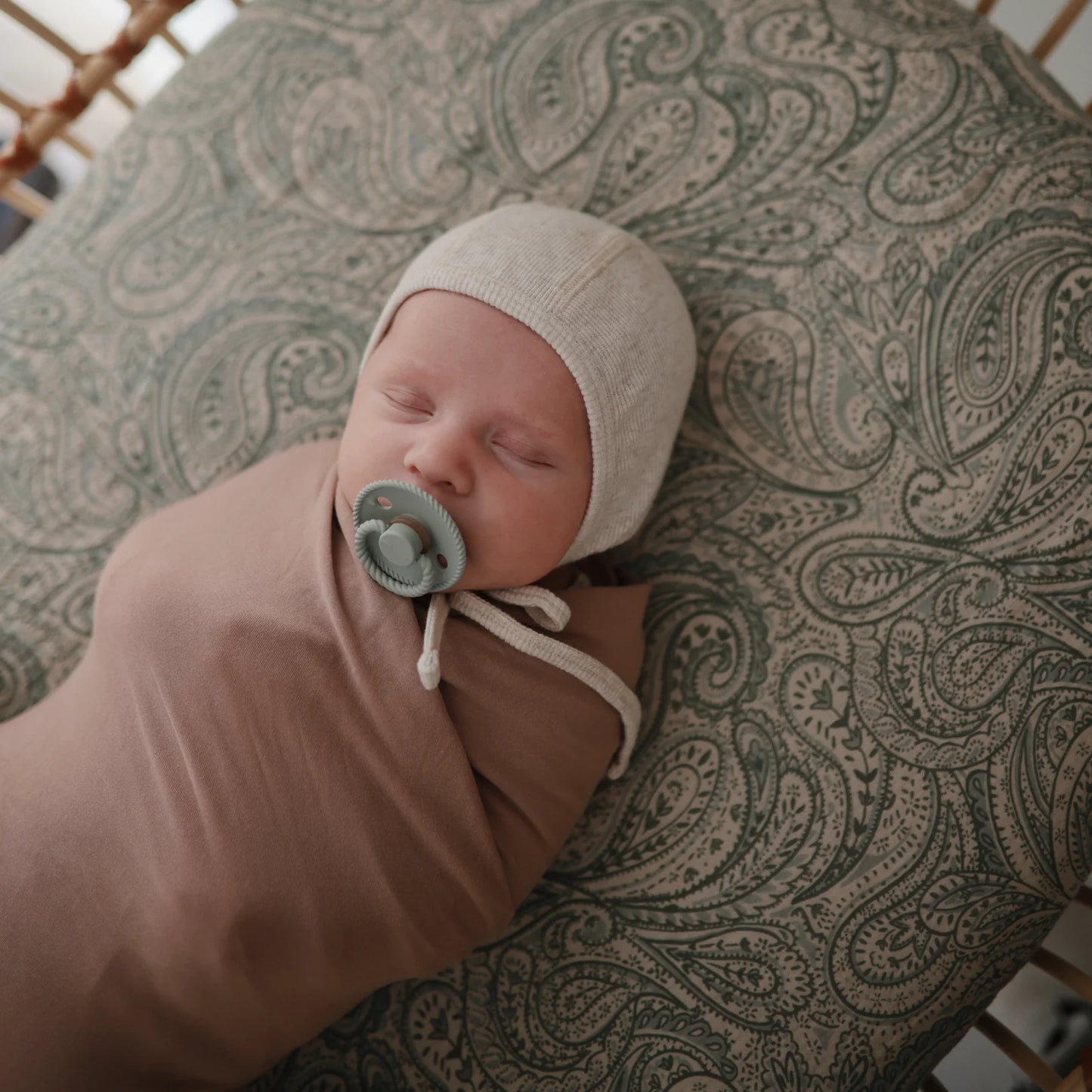 Frigg Rope Natural Rubber Baby Pacifier | 2-Pack