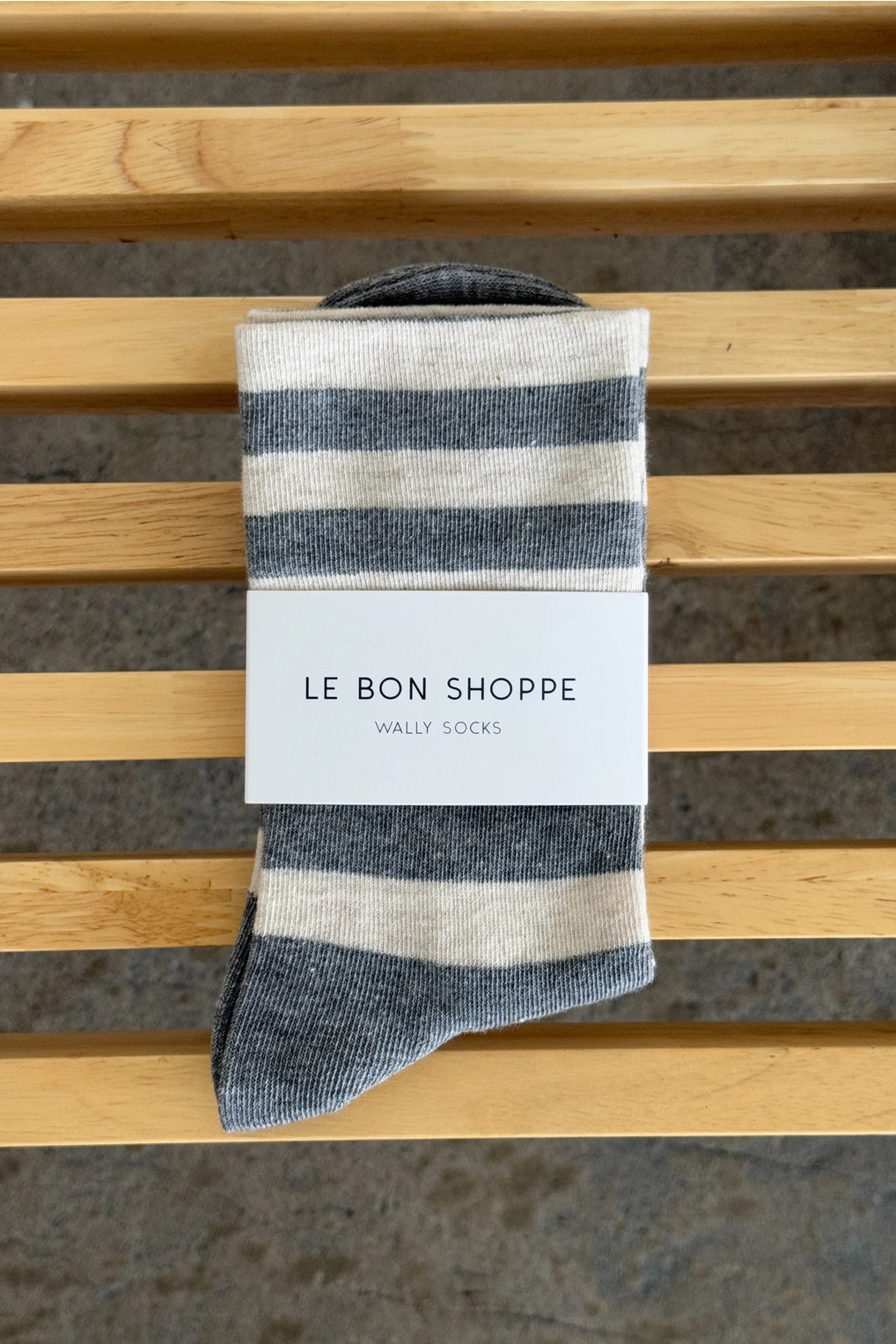 Wally Socks (Wide/Grey Stripe)
