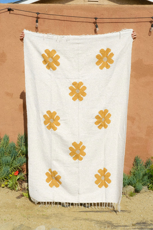 Flora Gold & Cream - Heavyweight Throw Flower Blanket